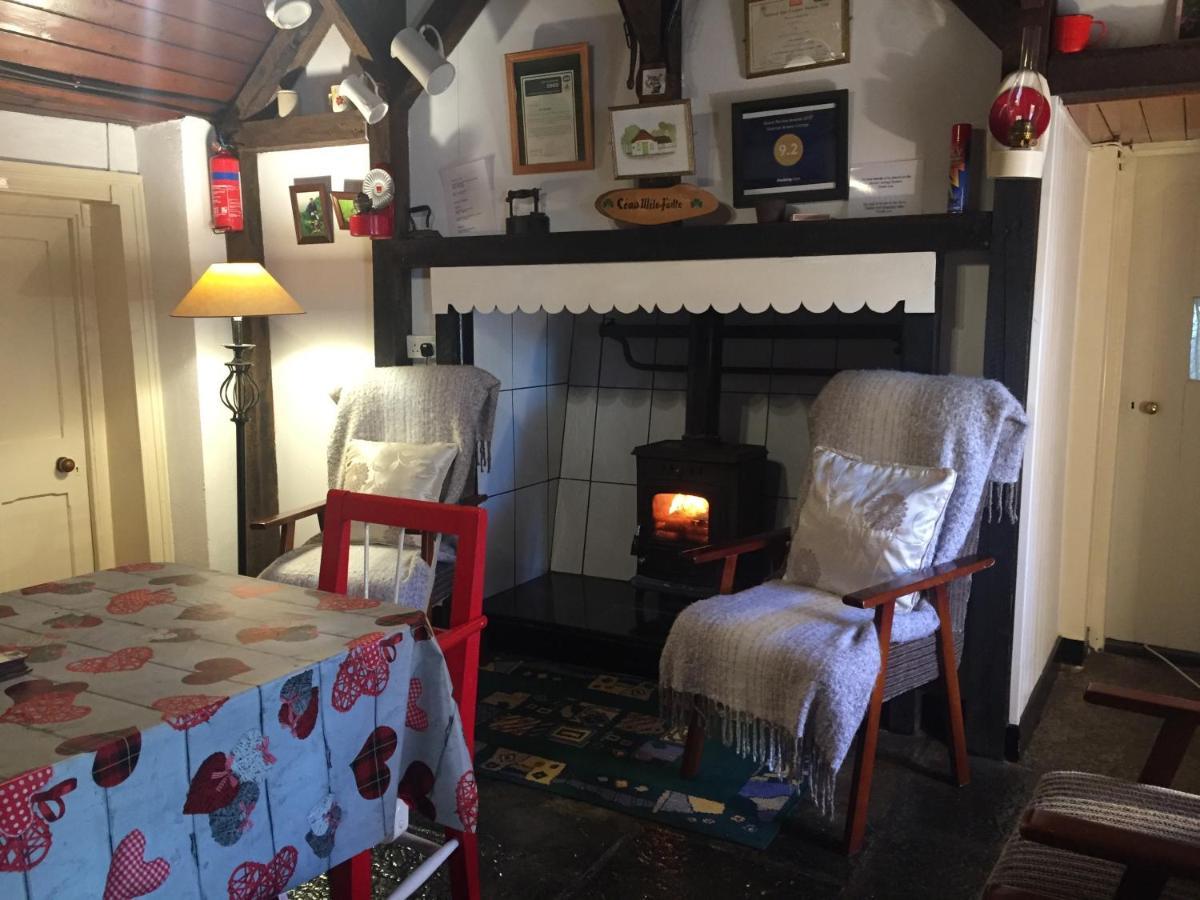 Cummins Cottages Ballycrossaun Екстериор снимка
