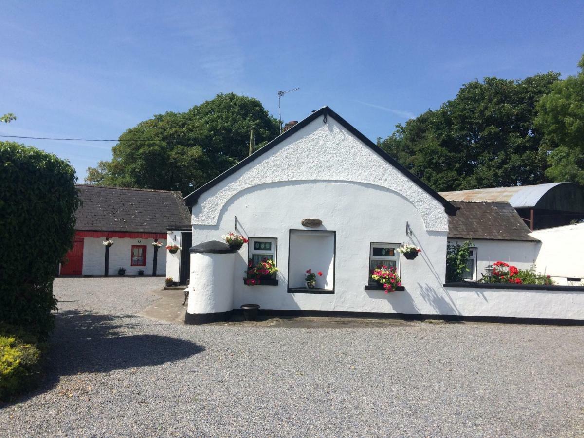 Cummins Cottages Ballycrossaun Екстериор снимка