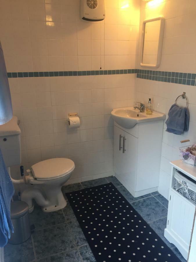 Cummins Cottages Ballycrossaun Екстериор снимка